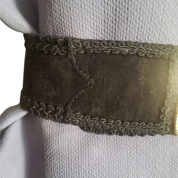 3X HP.  Vintage Classic Chanel Belt T8128 - Picture 9 of 14